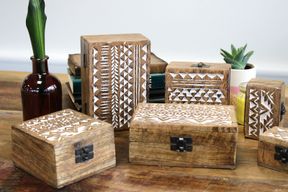 Избелена Дървена Кутия 6x4 Ацтекски Дизайн