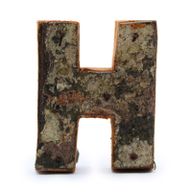 Рустикална буква от кора на дърво   - "H"  -  7cm