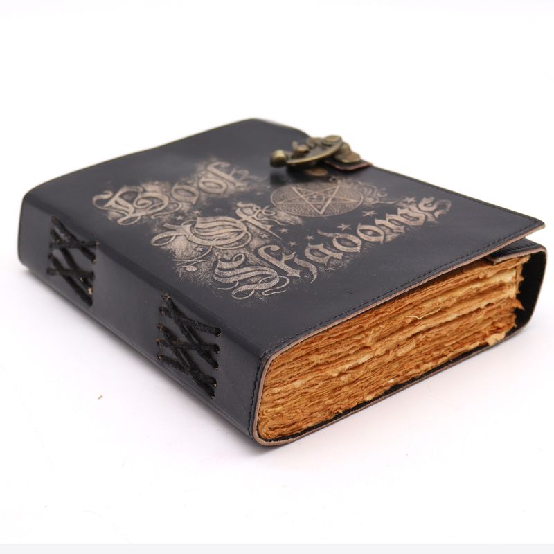 Книга на сенките - 200 страници - с неравни ръбове - 15x21 см