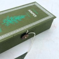 Подаръчен Комплект Хималайски "Sughandit" (ръчна изработка) - Хвойна