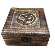 Квадратна дървена кутия за спомени 13x13x6 см - Om