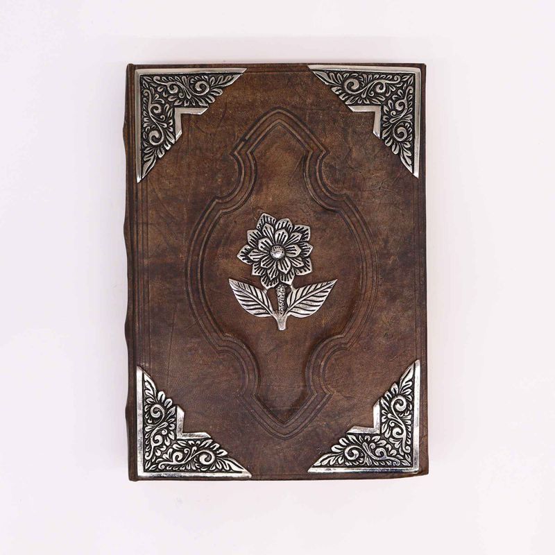 Масивна книга в червено-кафяв тон - Zinc Rose декор - страници с неравни ръбове - 26x18 см