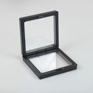 Голяма 3D плаваща рамка за дисплей 11x11 см - черно