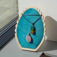 Малка Овална Витрина За Колиета (19x13 см)