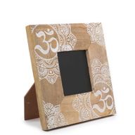 Малка рамка за снимка от мангово дърво (за 10x15 см) 20x20x2 см - мандала - бяла