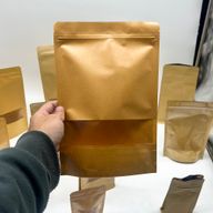 Крафт чанта с прозорец 16 x 22 см
