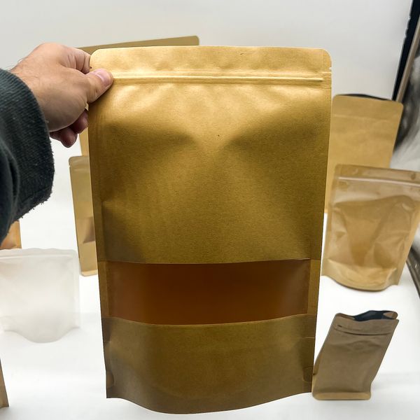 Крафт чанта със прозорец 20x30 см