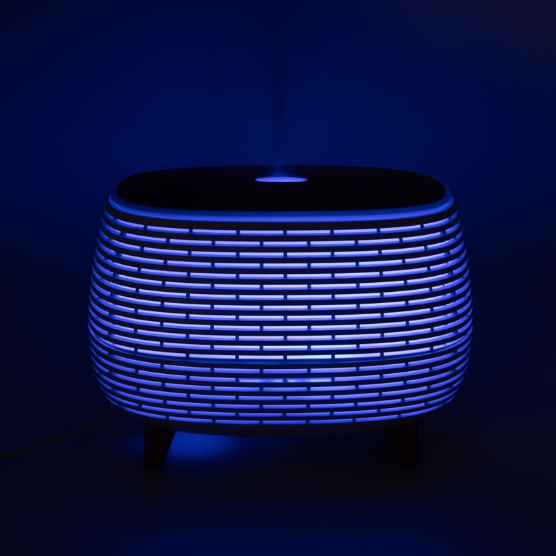 Футуристичен Ребрен Арома Дифузер С LED И Дистанционно