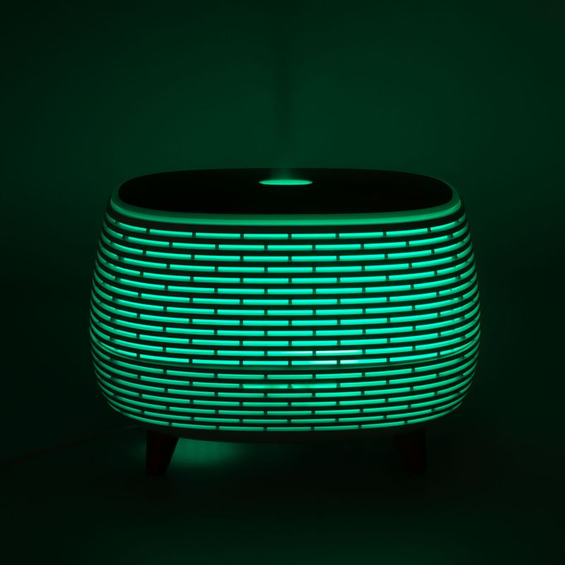 Футуристичен Ребрен Арома Дифузер С LED И Дистанционно
