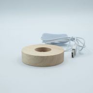 8 см Кръгла Дървена USB LED Поставка – Многоцветна