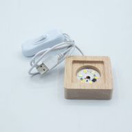 6 см Квадратна Дървена USB LED Поставка – 3 Вида Светлина