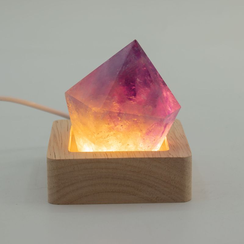 6 см Квадратна Дървена USB LED Поставка – 3 Вида Светлина