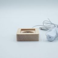 6 см Квадратна Дървена USB LED Поставка – Многоцветна