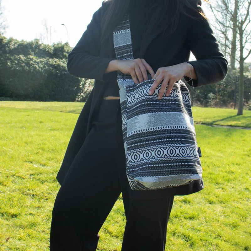 Жакардова Естествена Чанта - Urban Caravan - Nomad Carryall