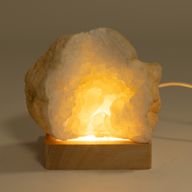 8 см Квадратна Дървена USB LED Поставка – 3 Вида Светлина