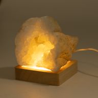 8 см Квадратна Дървена USB LED Поставка – 3 Вида Светлина