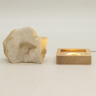 8 см Квадратна Дървена USB LED Поставка – 3 Вида Светлина