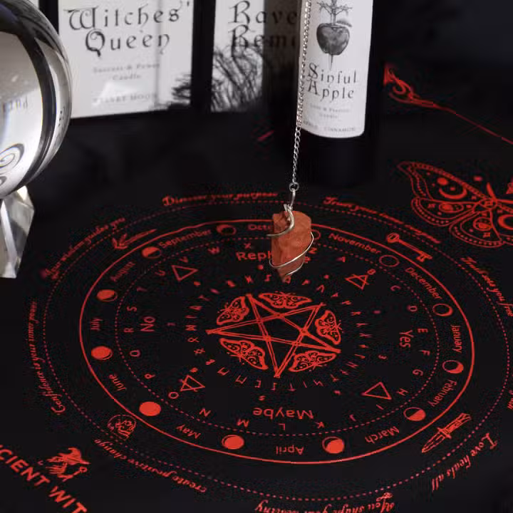 Покривки за Гадаене с Махало Ancient Witch
