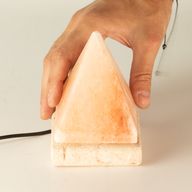 Качествена USB пирамидална солна лампа - 9 см (разноцветна)