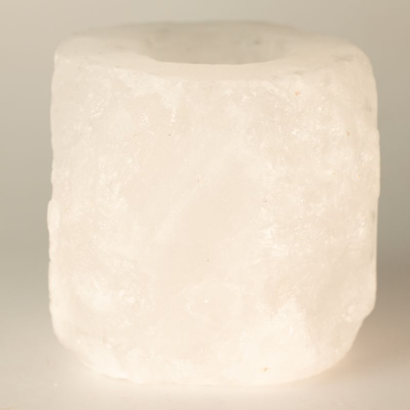 Свещник от хималайска сол Crystal Rock 600–800 г