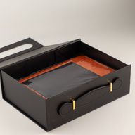 Плоска сглобяема подаръчна кутия - Средна подаръчна кошница (24x18.2x8 см) - Черна