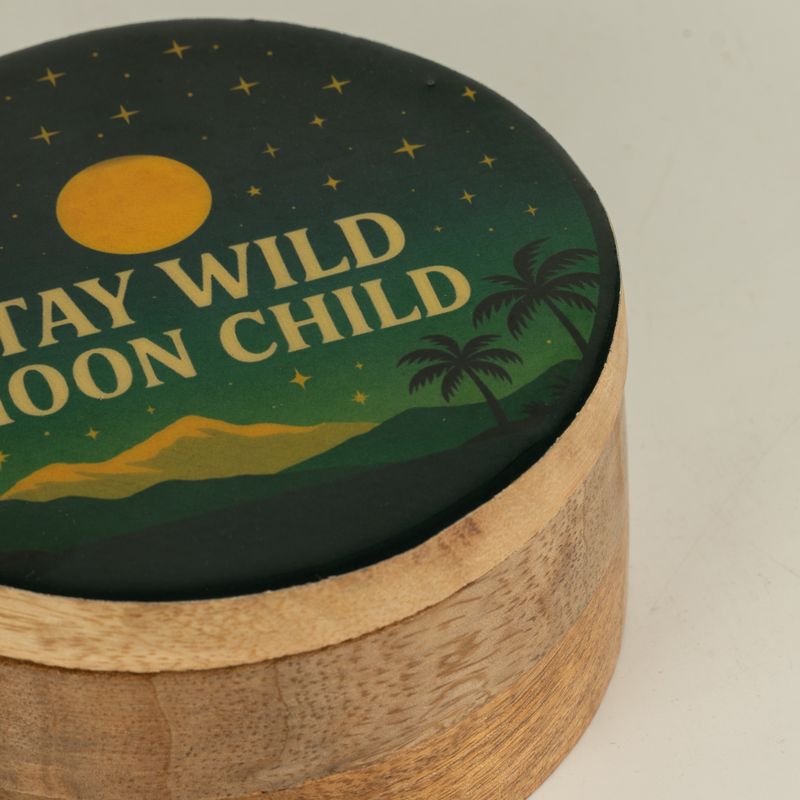 Кръгла емайлирана кутийка - Stay Wild Moon Child