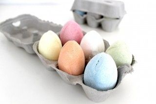 Празна Кутия за 12 Бомбички за Баня във Формата на Яйца
