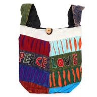 Peace & Love чанти (асистент-дизайнер)